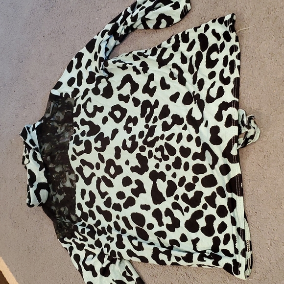 Blu planet shirt size S/M - Picture 7 of 7